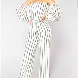 New!!Off the shoulder jumpsuit